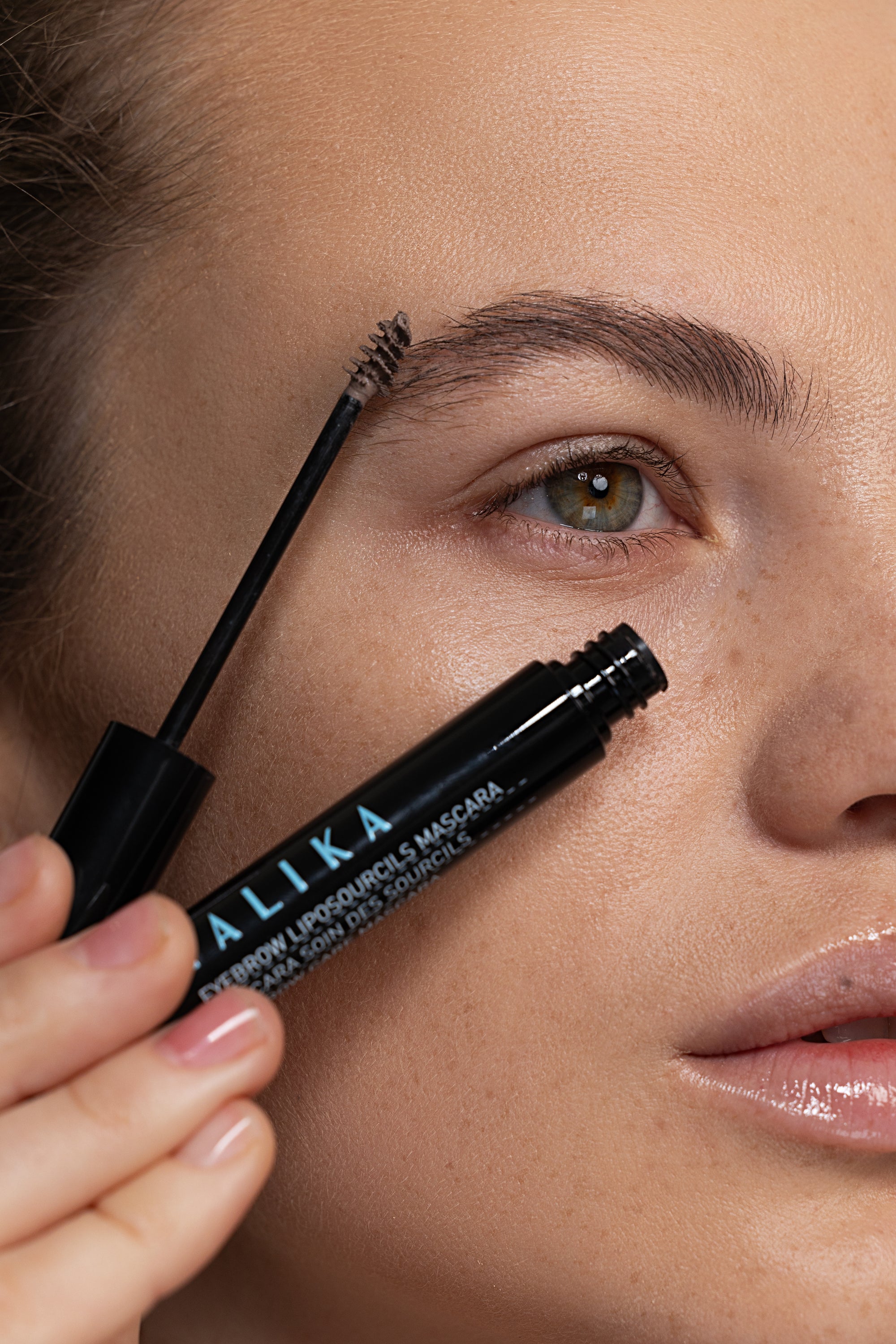 Eyebrow Liposourcils Mascara